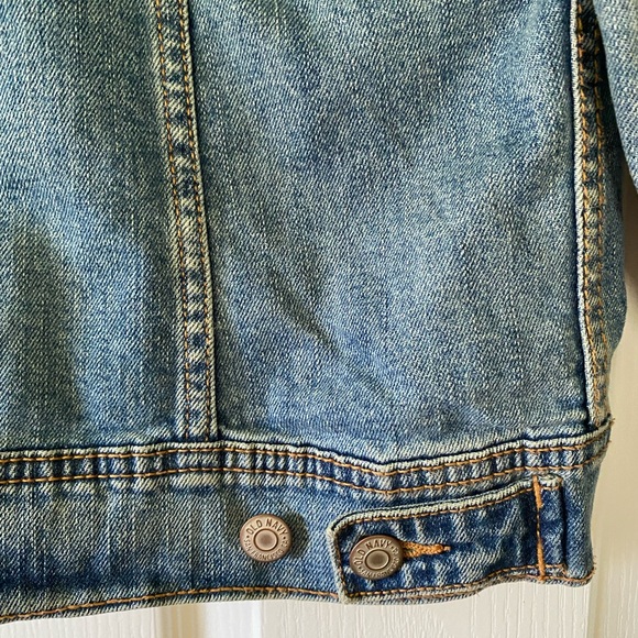 Old Navy Jean Jacket - Picture 4 of 9